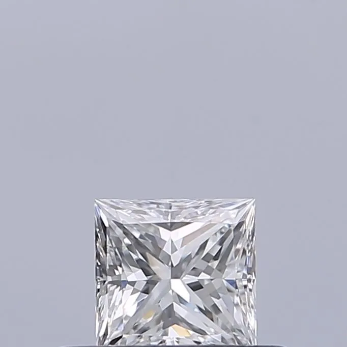 0.30ct PRINCESS D VVS2 Natural diamond