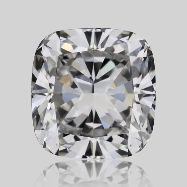 0.8ct CUSHION E VVS2 Natural diamond