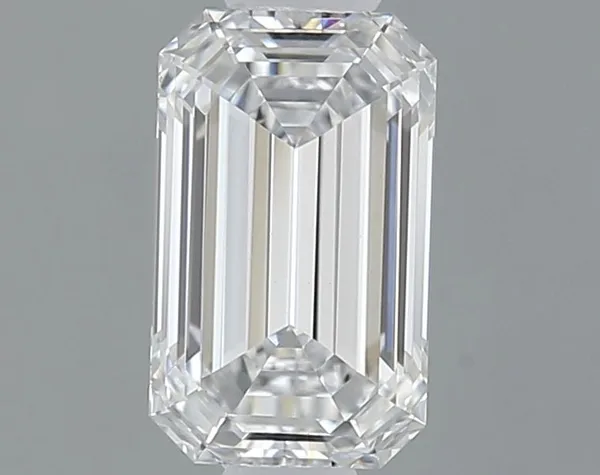 0.72ct EMERALD D VS1 Lab diamond