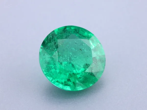 3.31ct Green Emerald, Round cut gemstone