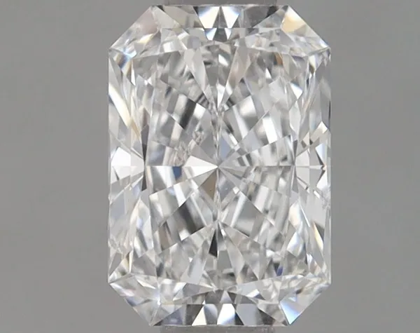 0.7ct RADIANT E VS2 Lab diamond