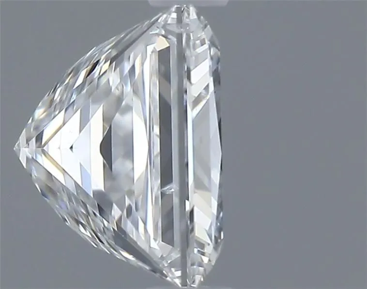 0.90ct PRINCESS D SI1 Natural diamond