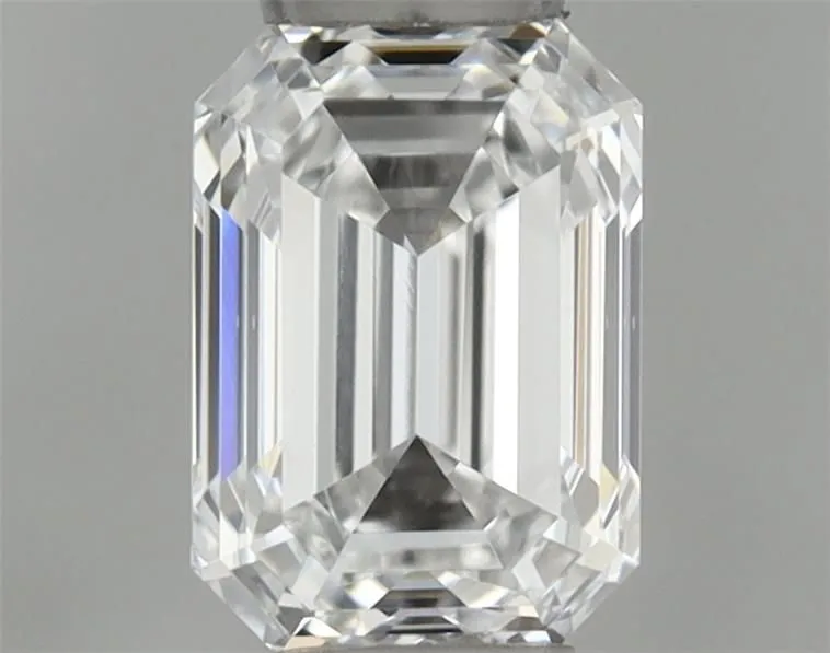 0.40ct EMERALD E VS1 Natural diamond