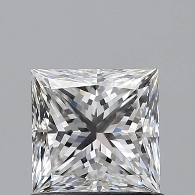 0.81ct PRINCESS F VVS1 Natural diamond