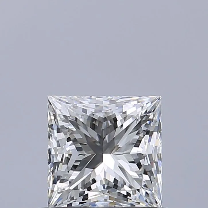0.59ct PRINCESS E VVS1 Natural diamond