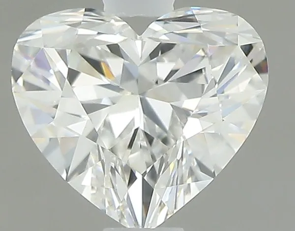 0.74ct HEART G VVS2 Natural diamond