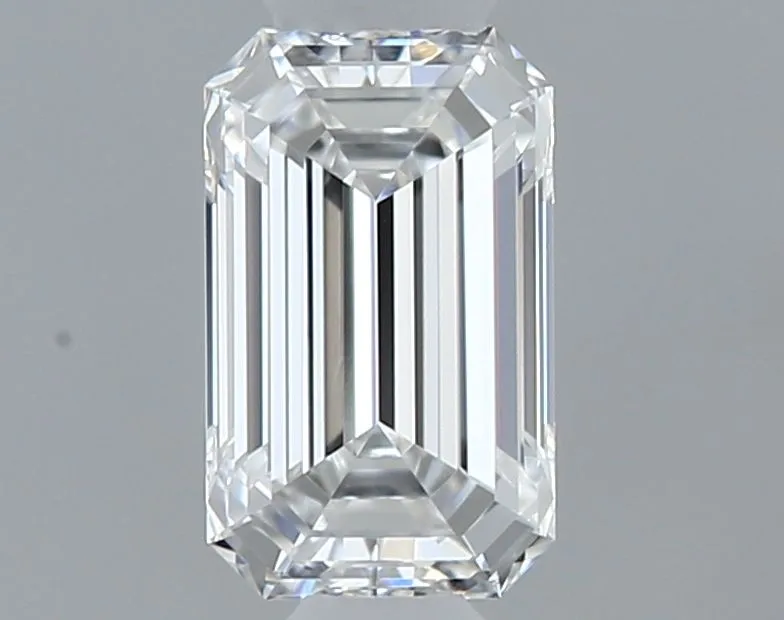 0.30ct EMERALD E VVS2 Natural diamond