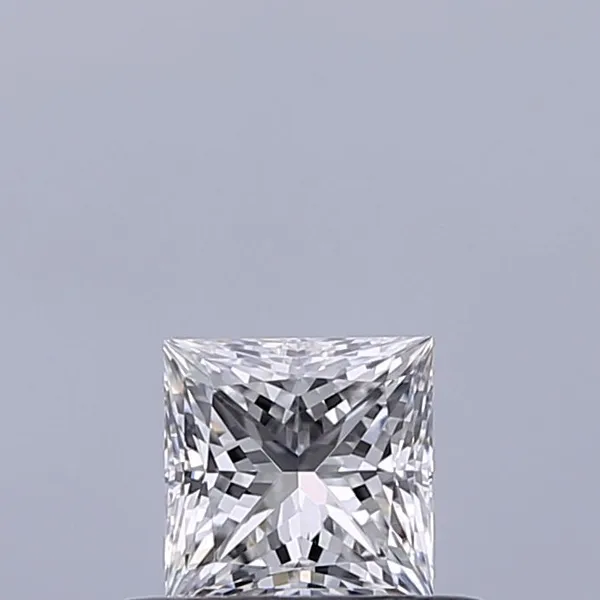 0.37ct PRINCESS D VVS1 Natural diamond