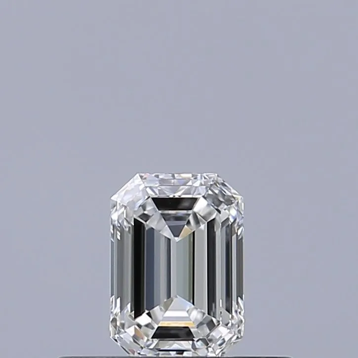 0.31ct EMERALD E VVS2 Natural diamond