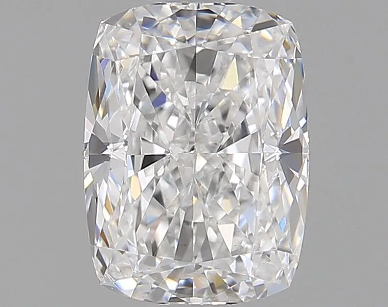 0.70ct CUSHION E VVS2 Natural diamond
