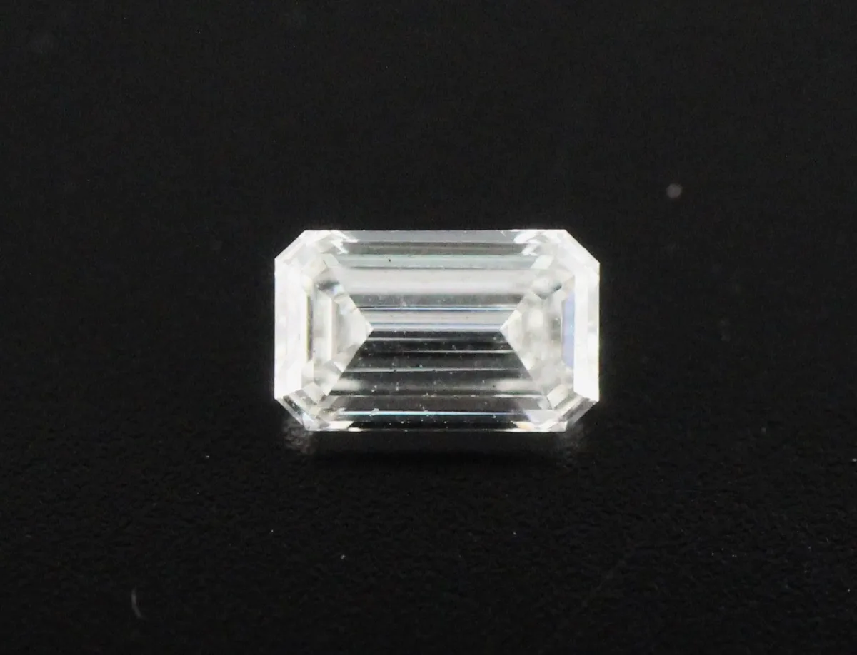0.32ct EMERALD G IF Natural diamond