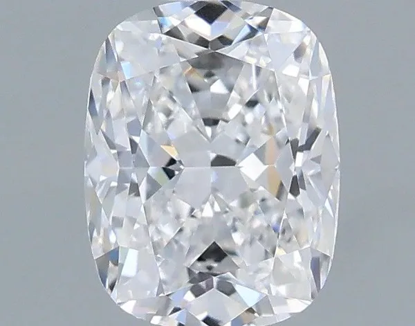 0.7ct CUSHION E VS1 Natural diamond