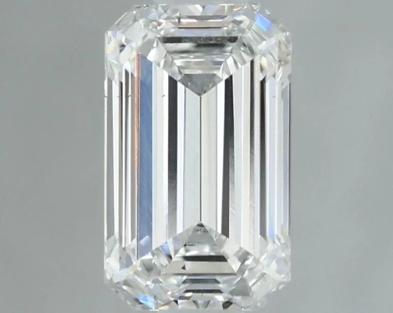 0.72ct EMERALD E SI1 Lab Grown diamond