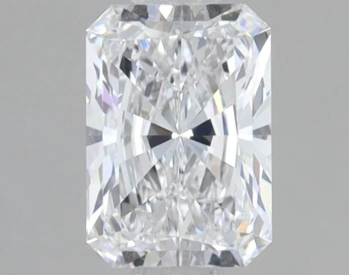 0.85ct RADIANT E VS1 Lab Grown diamond