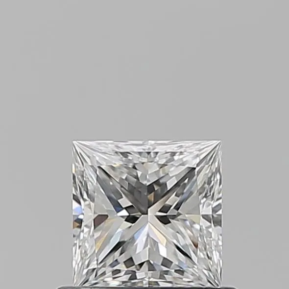 0.62ct PRINCESS E IF Natural diamond