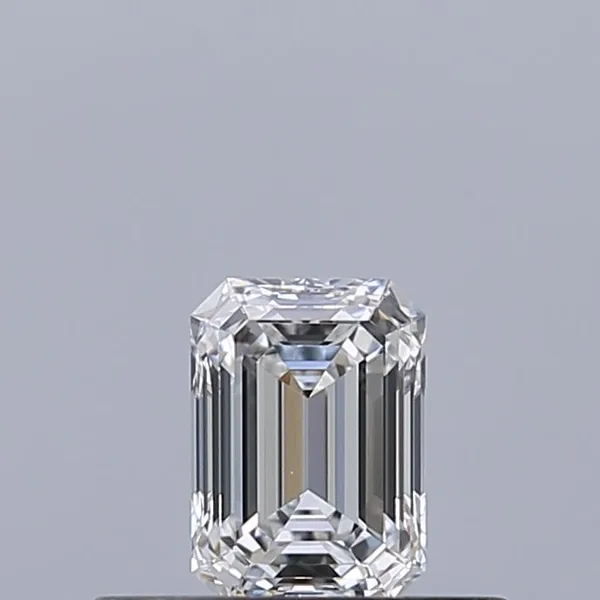 0.3ct EMERALD E VS1 Natural diamond
