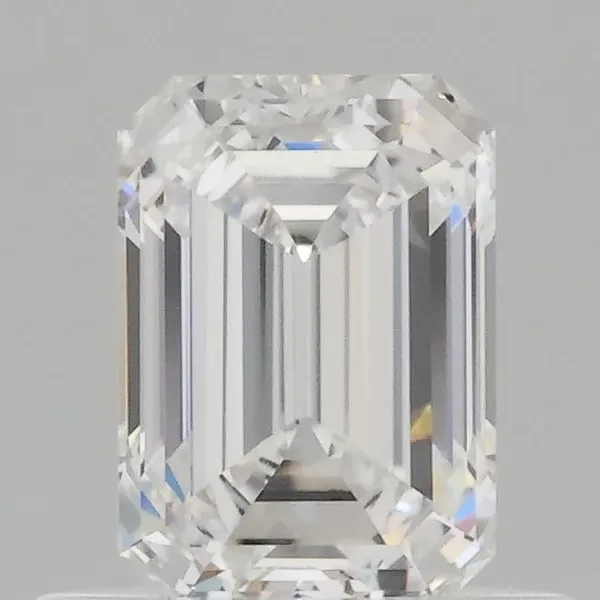 0.65ct EMERALD D VVS1 Lab diamond