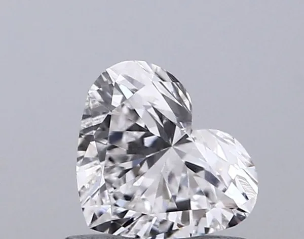 0.81ct HEART F VS2 Lab diamond