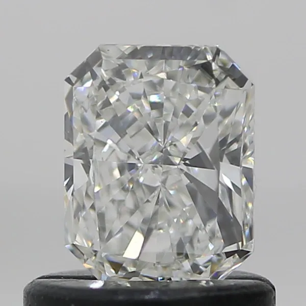 0.7ct RADIANT H VVS1 Natural diamond