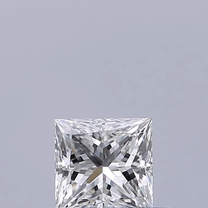 0.31ct PRINCESS E VVS1 Natural diamond
