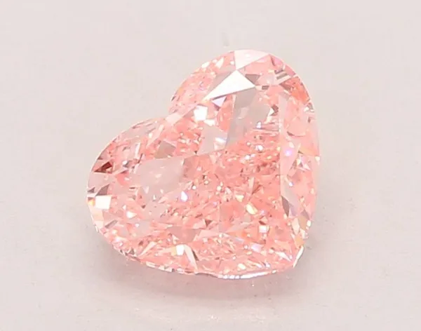 1.49ct HEART Fancy Vivid Pink VVS2 Coloured Lab diamond