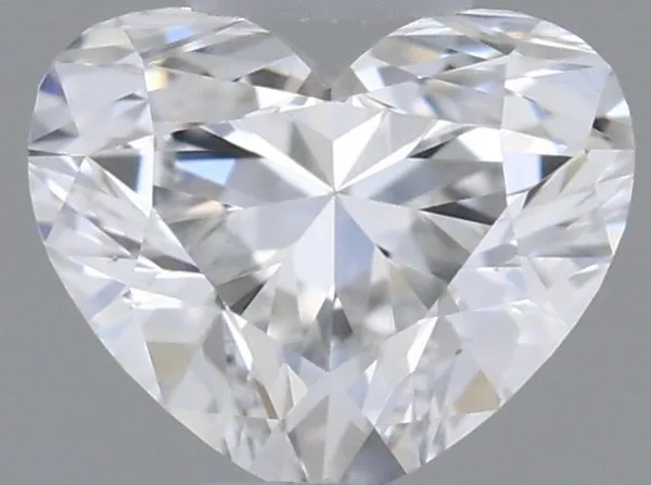 0.4ct HEART D VVS1 Natural diamond