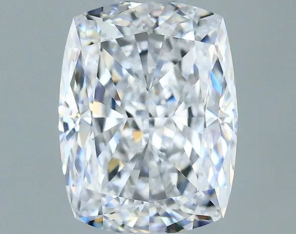 0.7ct CUSHION D VVS2 Natural diamond