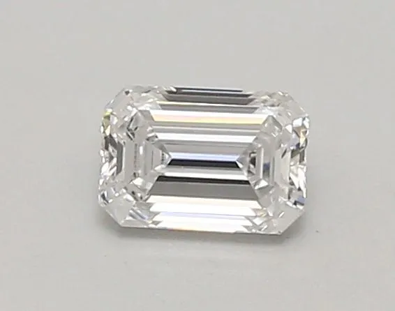 0.61ct EMERALD D VVS1 Lab diamond