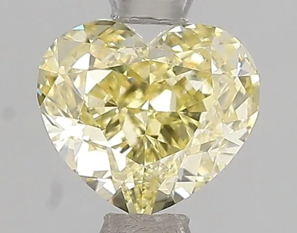 1.51ct HEART Fancy Yellow VVS2 Coloured Lab diamond