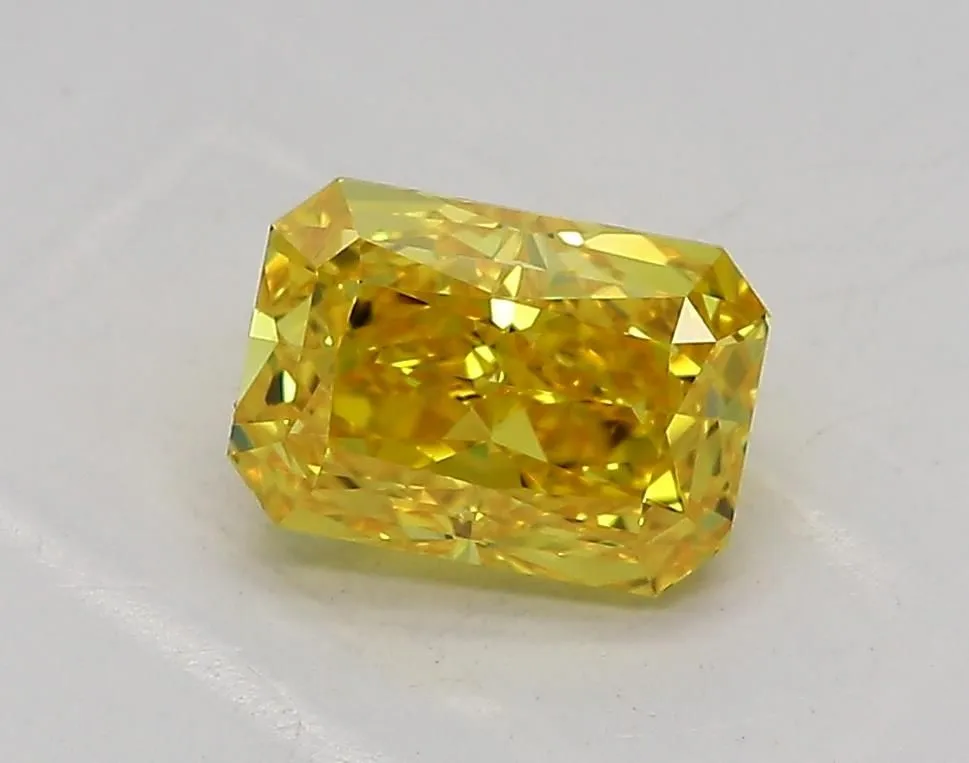 1.03ct RADIANT Fancy Vivid Yellow VVS2 Coloured Lab diamond