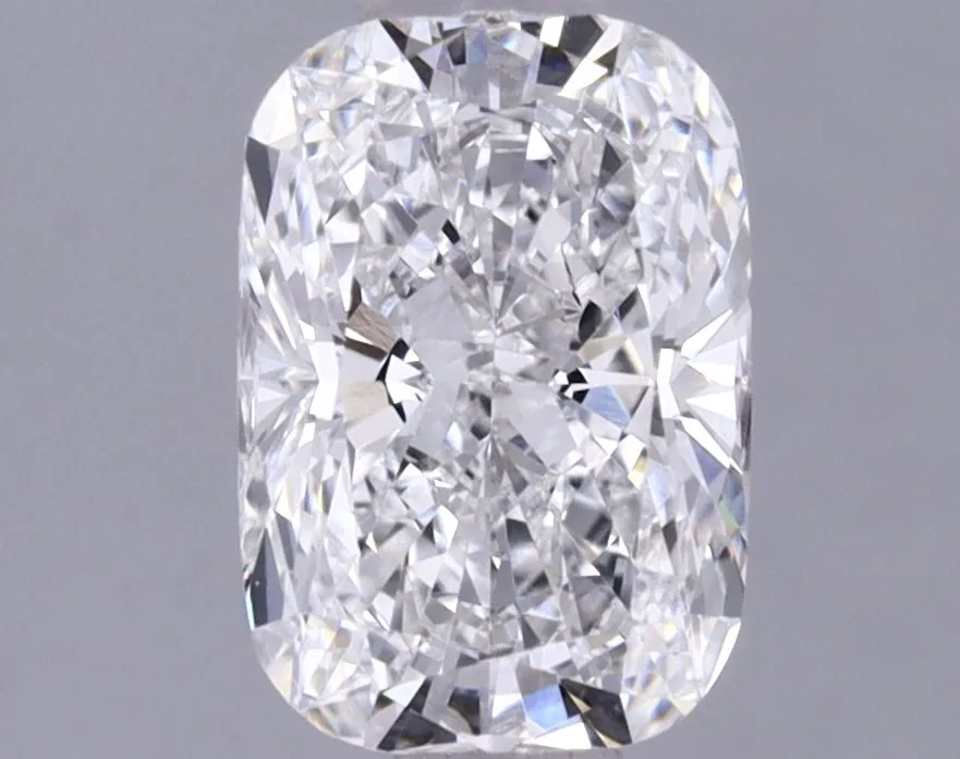 0.86ct CUSHION E VVS2 Lab Grown diamond
