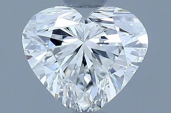 0.52ct HEART H VVS1 Natural diamond