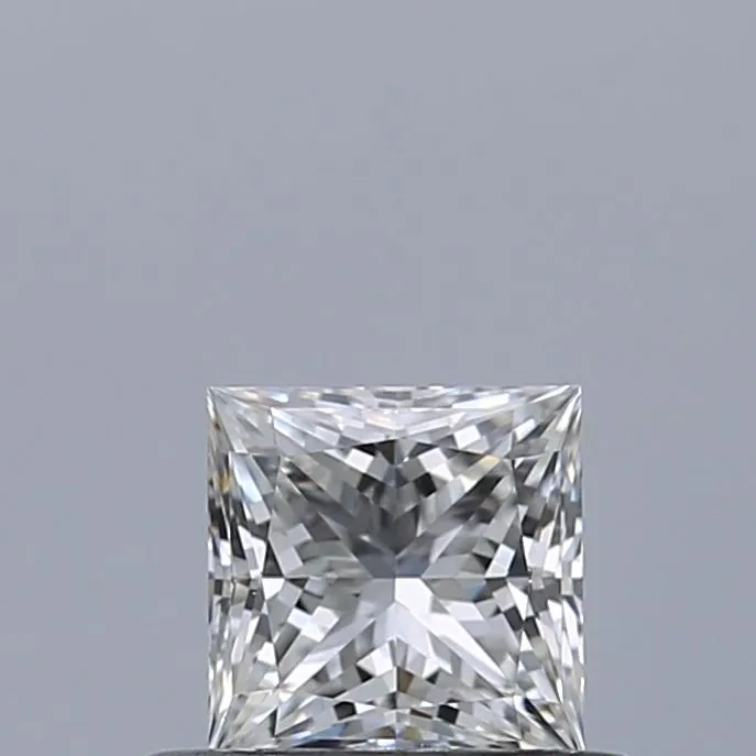 0.42ct PRINCESS E VVS2 Natural diamond