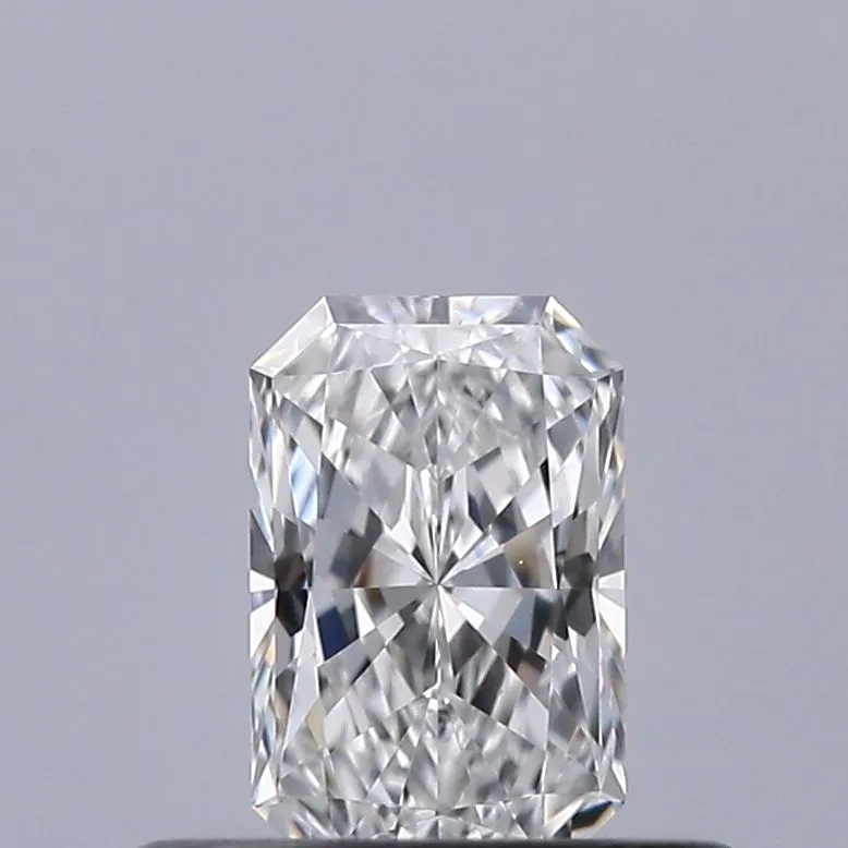 0.32ct RADIANT E IF Natural diamond
