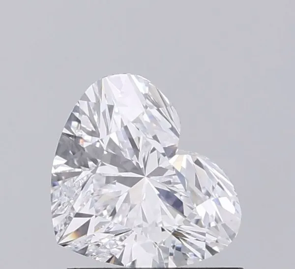 1.03ct HEART D VVS1 Lab diamond