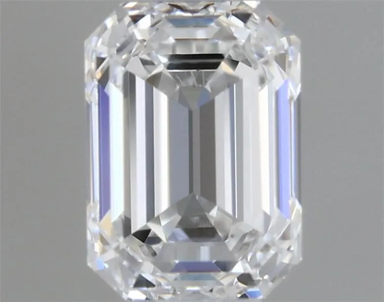 0.55ct EMERALD E VVS2 Natural diamond