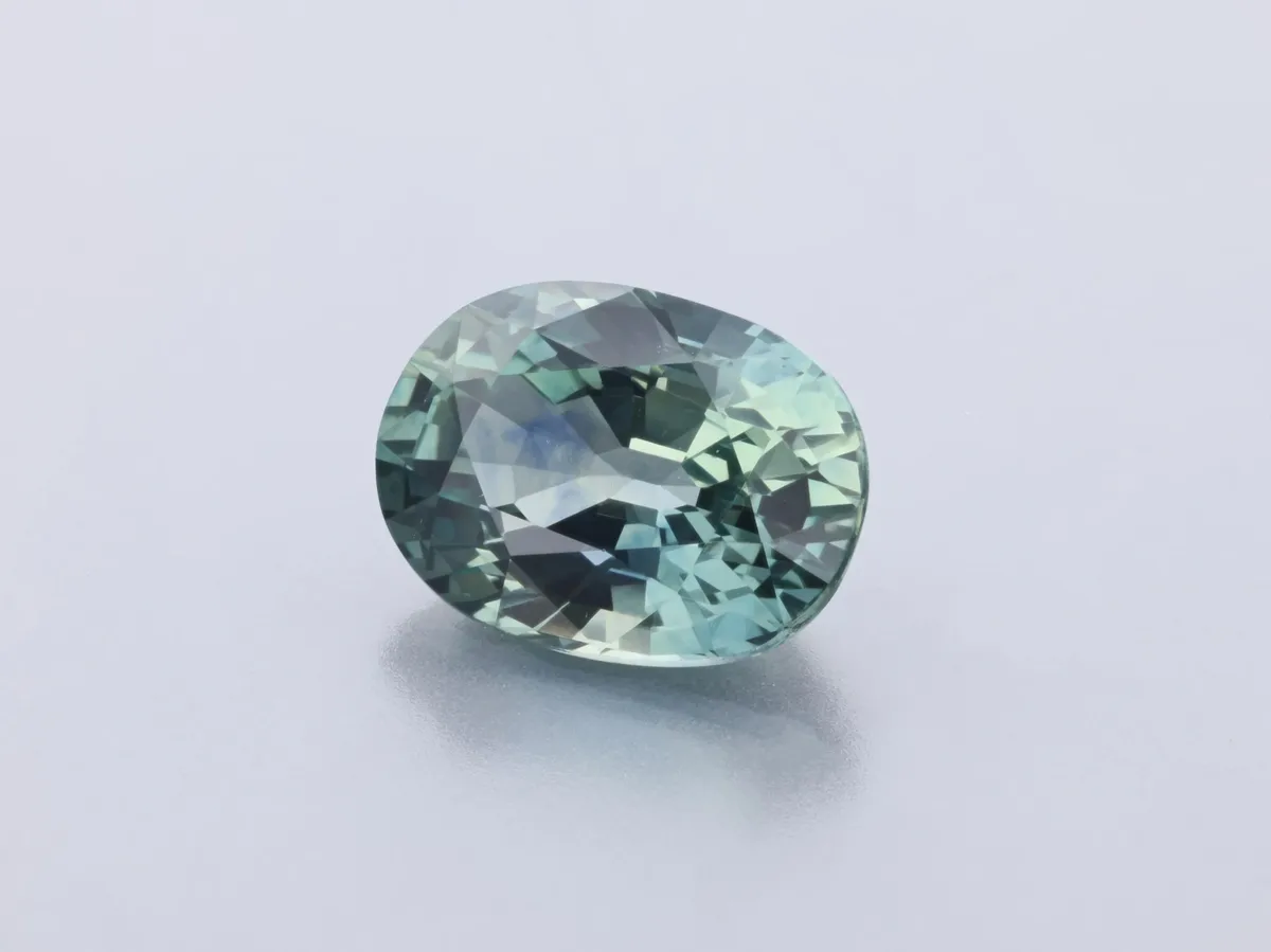 1.24ct Parti Sapphire, Oval gemstone