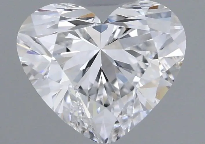 1.06ct HEART D VVS2 Lab Grown diamond