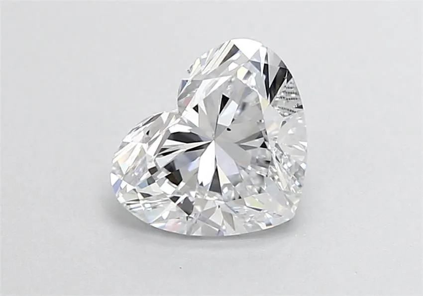 1.00ct HEART D VS2 Lab Grown diamond