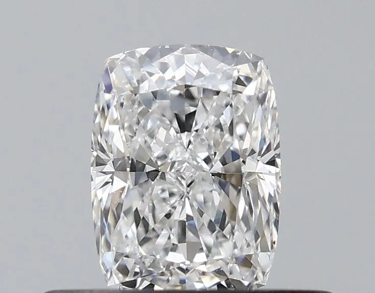 0.42ct CUSHION E VVS2 Natural diamond