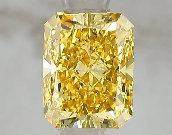 1.05ct RADIANT Fancy Vivid Yellow VS1 Coloured Lab diamond