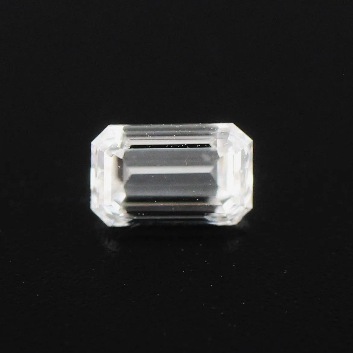 0.36ct EMERALD F VVS1 Natural diamond