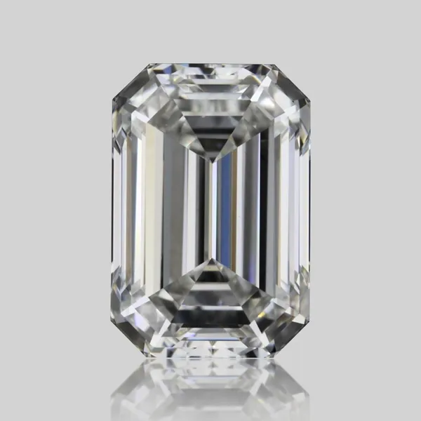 0.71ct EMERALD H VS1 Natural diamond