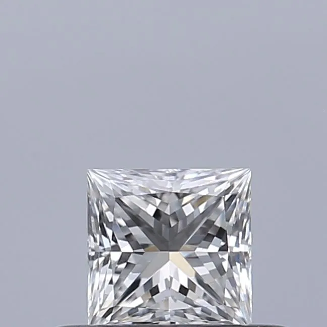 0.30ct PRINCESS E VVS1 Natural diamond