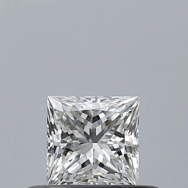 0.34ct PRINCESS D VVS1 Natural diamond