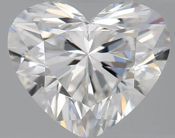 0.52ct HEART E VVS2 Natural diamond