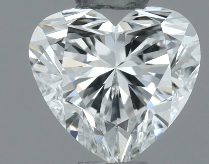 0.30ct HEART E VVS2 Natural diamond
