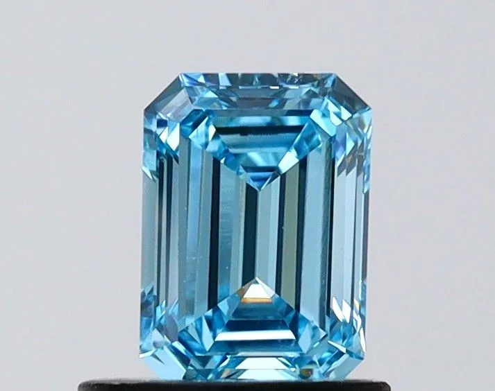 0.86ct EMERALD Fancy Vivid Blue VS1 Coloured Lab diamond