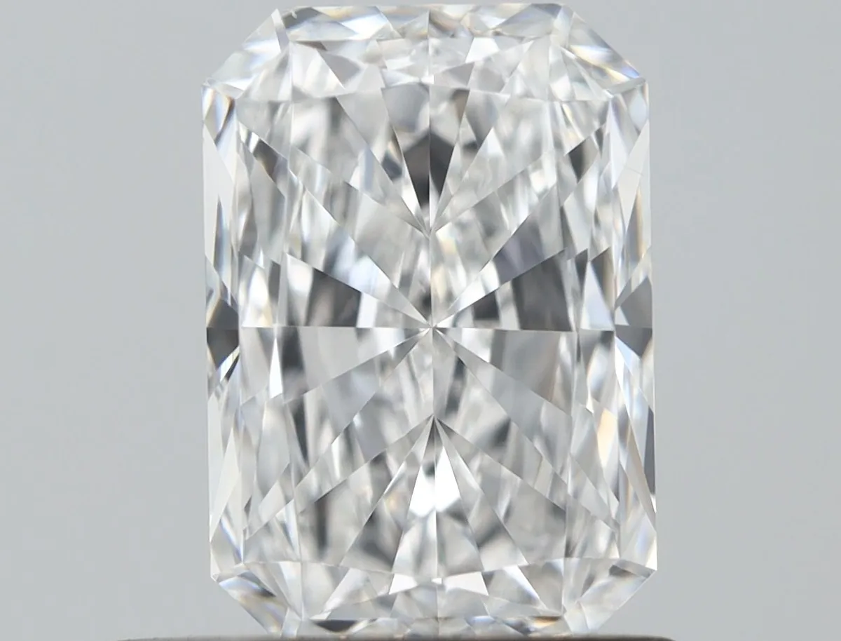 0.71ct RADIANT F VS2 Natural diamond