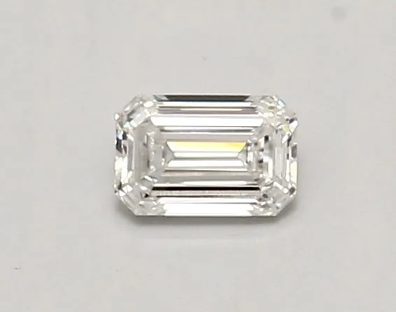0.39ct EMERALD D VVS2 Lab diamond